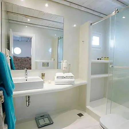 Отель Palace 4*